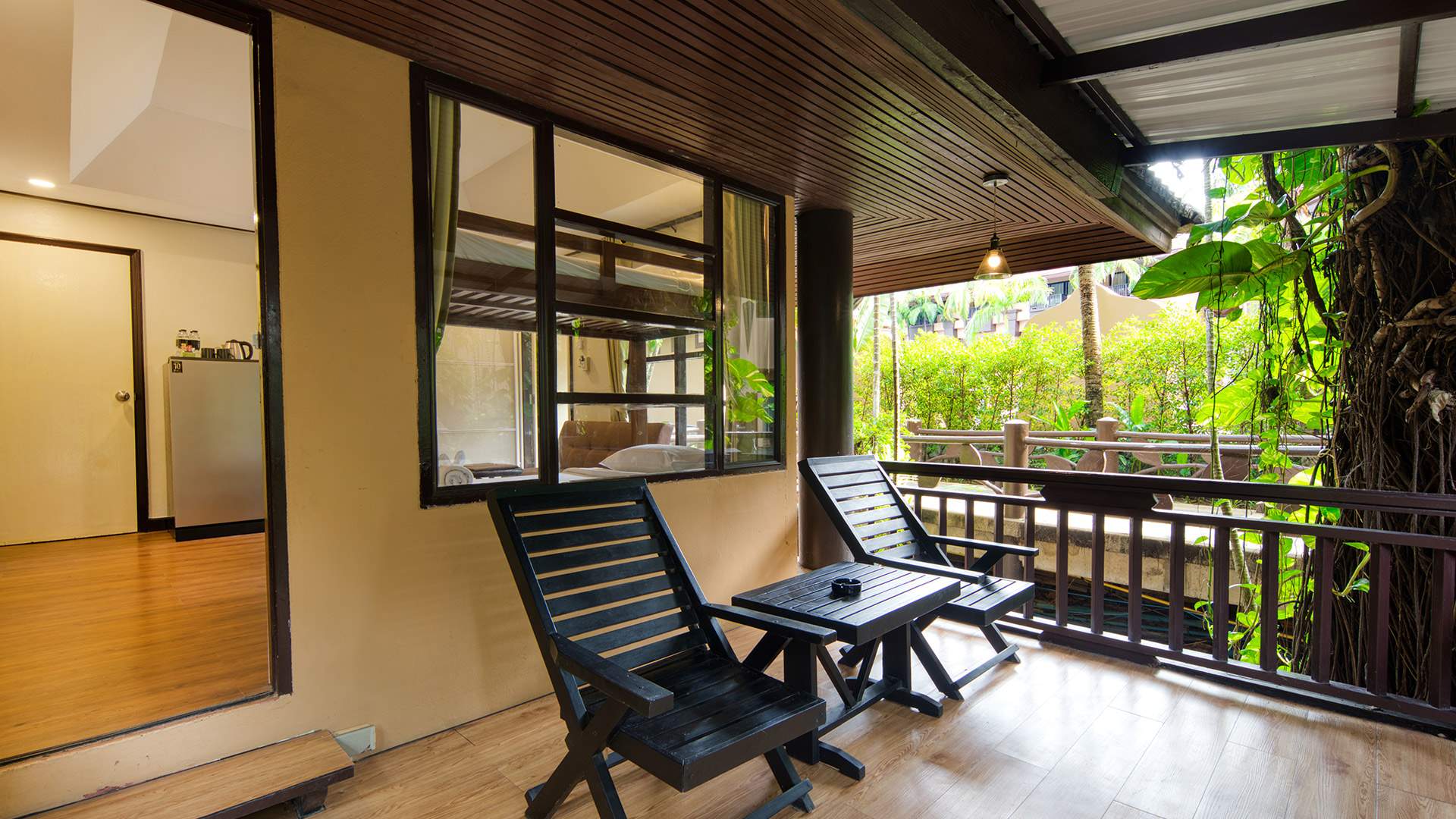 Zugang zum Pool – Princess Kamala Beachfront