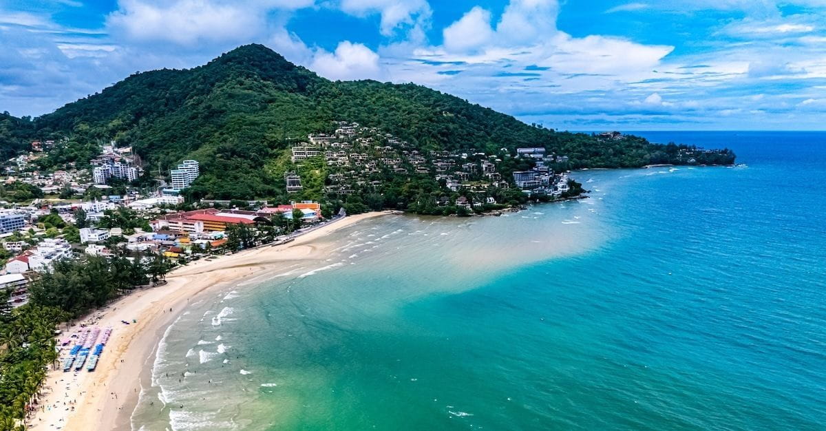 普吉岛卡马拉海滩概况