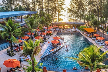 德尔玛海滩俱乐部咖啡馆